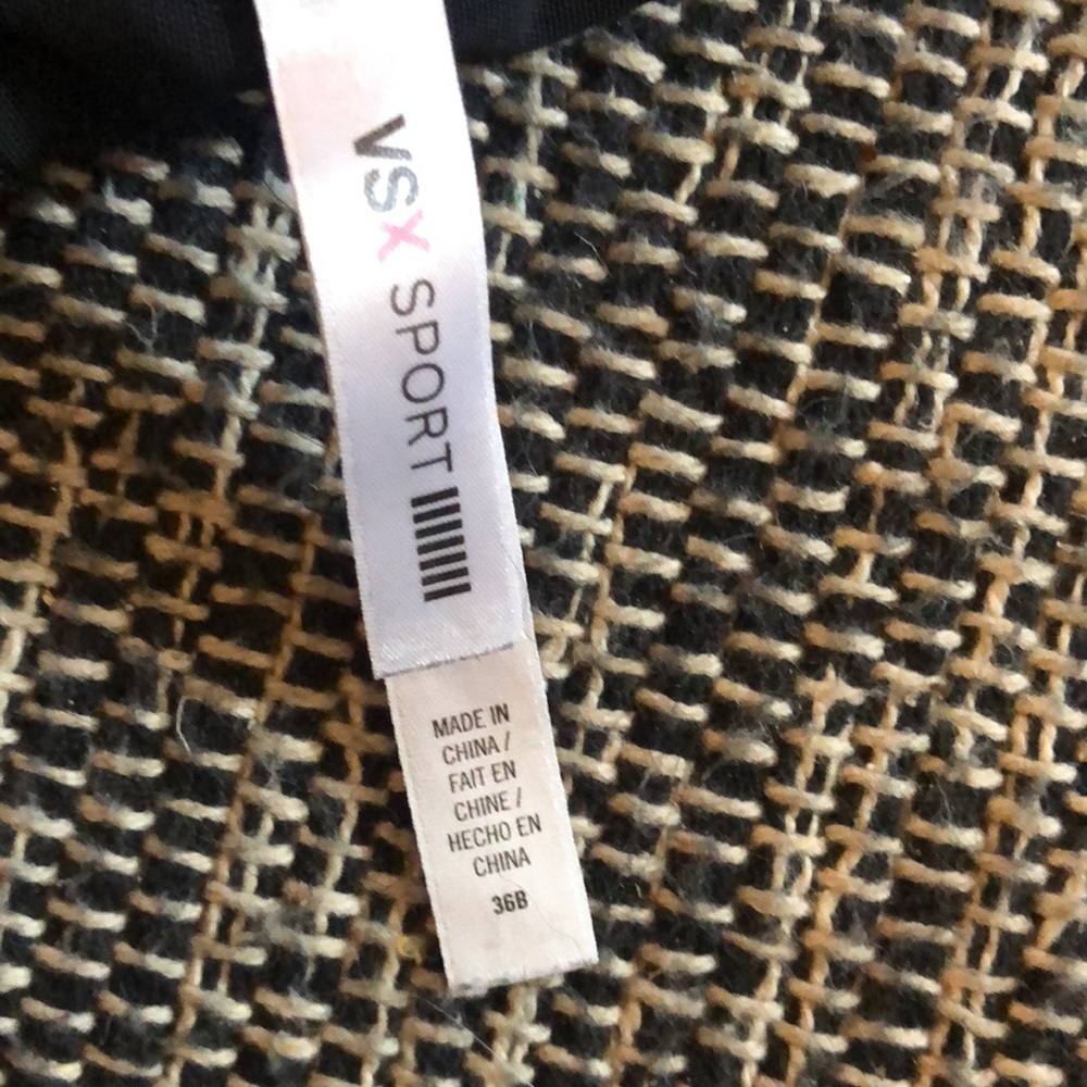 Victoria Secrets Sports Bra - Picture 5 of 5